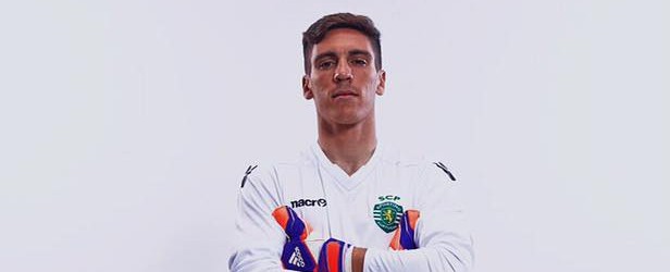 Guilherme Oliveira entrou e defendeu penalti no Sporting CP B 2-1 Santa Clara