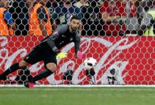 Rui Patrício celebra 50ª internacionalização por Portugal com penalti defendido na passagem à meia-final
