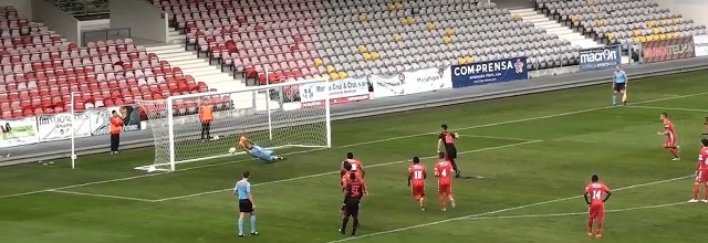 Vozinha defendeu dois penaltis no Gil Vicente FC 1-1 SL Benfica B