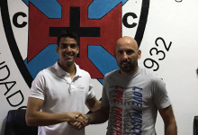 Raphael Mello assina pelo FC Cesarense