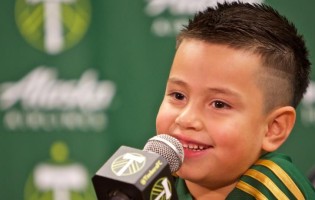 Portland Timbers cumpre sonho de Derrick Tellez: guarda-redes de 5 anos assolado por tumor