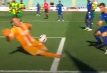 Cláudio Ramos fecha a baliza ao sair e abafar ocasião – CD Tondela 0-0 Moreirense FC