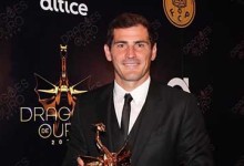 Iker Casillas vence Dragão de Ouro para Atleta do Ano