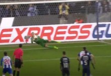 Mika Domingues defende grande penalidade e faz dupla-defesa – FC Porto 2-0 Os Belenenses