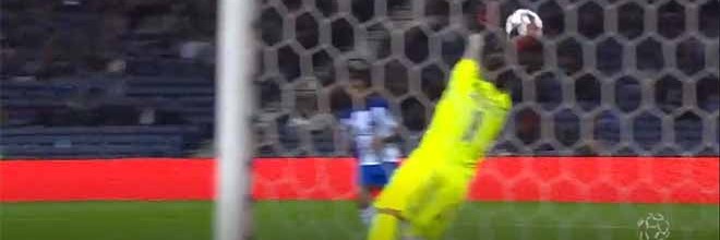 Raphael Aflalo estreia-se com duas defesas vistosas – FC Porto 1-0 CD Aves
