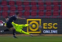 Raphael Aflalo defende grande penalidade – CD Aves 1-0 Vitória FC