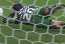 Léo Jardim protagonista em duas defesas – FC Porto 2-2 Boavista FC