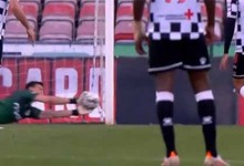 Léo Jardim impede segundo golo em desvio lateral – Gil Vicente FC 1-2 Boavista FC