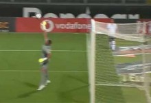 Odisseas Vlachodimos intervém várias vezes – Vitória SC 1-3 SL Benfica