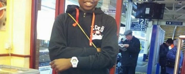 Onaiwu, guarda-redes de 15 anos, negociado pelo Manchester United