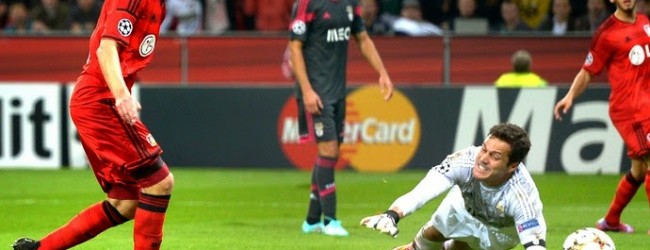 Júlio César: exibição em números no Bayer Leverkusen 3-1 Benfica