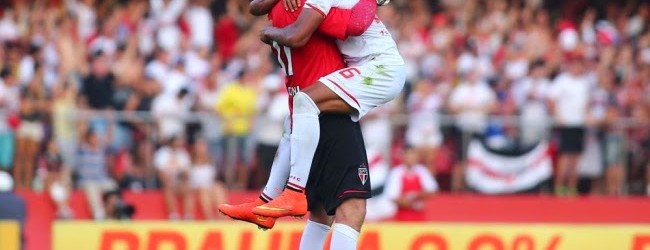 Ceni: Álvaro Pereira diz que não tem preço jogar ao lado do M1TO