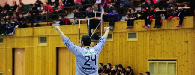 Tomas Petrzala esforçou-se mas Dukla Praha perde por 42-27 contra ABC