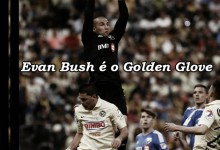Evan Bush vence prémio Golden Glove da CONCACAF Champions League 2014-2015