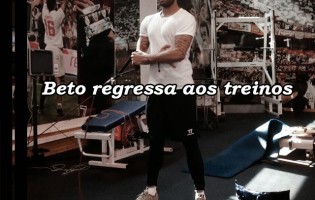 Beto de regresso aos treinos do Sevilla