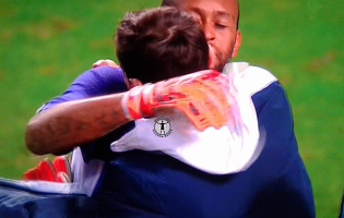 Helton: “Sou um felizardo por ter um companheiro como Casillas”