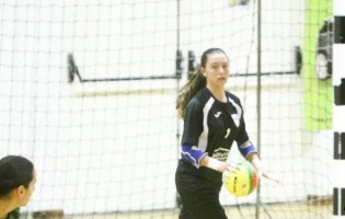 Jéssica Martins marca um golaço e ainda festeja outro pelos Leões de Porto Salvo