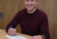 Paul Robinson assina pelo Burnley FC