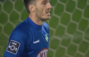 Ricardo Nunes volta aos treinos no Vitória FC