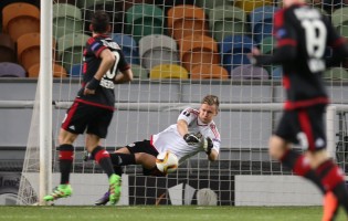 Bernd Leno decide jogo fora dos postes – Bayer Leverkusen 3-1 Sporting CP