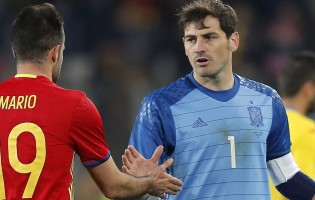 Iker Casillas: “Sou examinado à lupa”