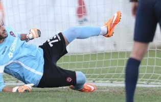 João Pinho o melhor em campo no UD Oliveirense 1-0 Varzim SC