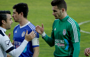 Luís Ribeiro fecha a baliza no Leixões SC 0-1 CD Feirense
