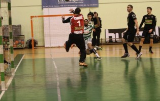 Telmo Ferreira e Aljosa Cudic em destaque no Águas Santas 24-27 Sporting CP