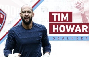 Tim Howard assina pelos Colorado Rapids