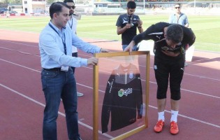 Bruno Vale completa 100 jogos consecutivos pelo Apollon e é herói dias depois