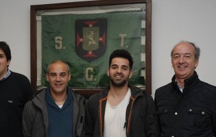 Francisco Veludo assina pelo Sporting Clube de Tomar