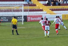 José Moreira defende penalti no Oriental 0-0 SC Olhanense