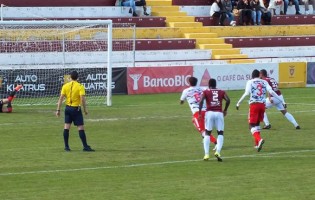 José Moreira defende penalti no Oriental 0-0 SC Olhanense