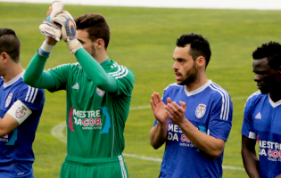 Luís Ribeiro decisivo no CD Feirense 1-1 Vitória SC B