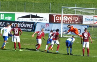 Rafael Veloso defende dois penaltis no FC Famalicão 2-2 Oriental