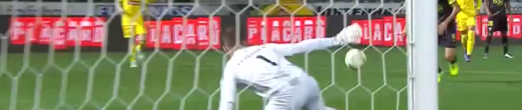 Cláudio Ramos com dupla-defesa na luta pela permanência – FC Paços de Ferreira 1-4 CD Tondela