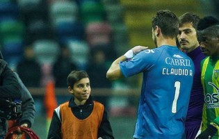 Cláudio Ramos já garantiu 13 pontos ao CD Tondela desde o regresso à titularidade