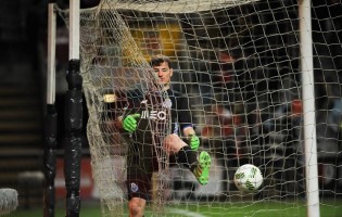 Iker Casillas termina temporada quase um golo sofrido por jogo pelo FC Porto