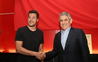 Júlio César renova pelo SL Benfica