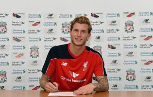 Loris Karius assina pelo Liverpool FC