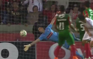 Romain Salin com defesas espetaculares no CS Marítimo 0-2 SL Benfica