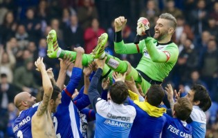 Stipe Pletikosa retirou-se aos 37 anos