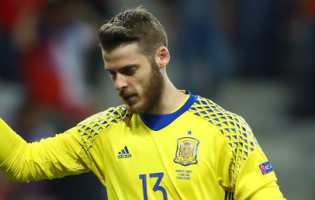 David De Gea v. Volkan Babacan – Estatísticas – Espanha 3-0 Turquia