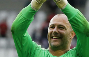 Gábor Király v. Robert Almer – Estatísticas – Hungria 2-0 Áustria