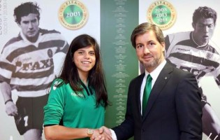 Inês Pereira assina pelo Sporting CP