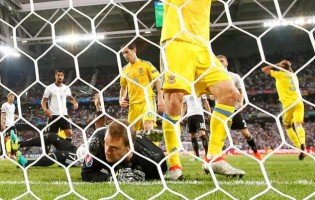 Manuel Neuer v. Andriy Pyatov – Estatísticas – Alemanha 2-0 Ucrânia