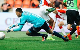 Cássio Anjos decisivo a fechar a baliza – Slavia Praga 0-0 Rio Ave FC