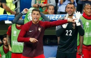 Eduardo Carvalho não jogou mas foi um dos comandantes de Portugal