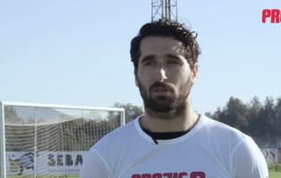 Marco Rocha: “Comecei a jogar à frente e depois fui para a baliza”