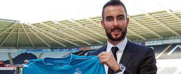 Mark Birighitti assina pelo Swansea AFC